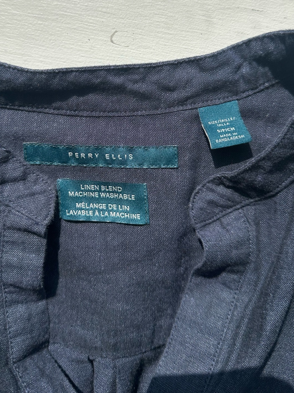 Perry Ellis Linen Cotton Navy V Neck Shirt Size Small - Picture 4 of 7